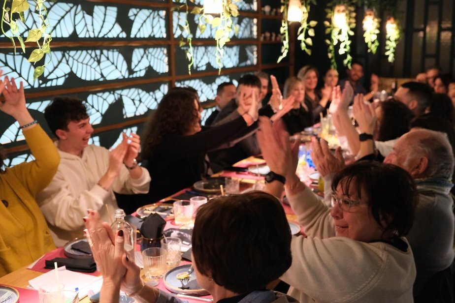 4bci0twz3AKWloYY7Q6ZYct3IxuPv_fpWLb0yERnlpweJxFPc